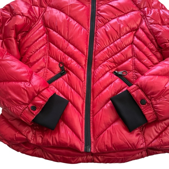 GUESS Women’s Storm Cuffs Quilted Transitional Red Puffer Jacket Size Large - Picture 15 of 16